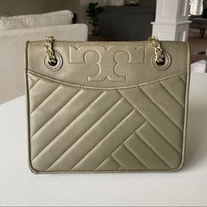 AUTHENTIC Tory Burch handbag